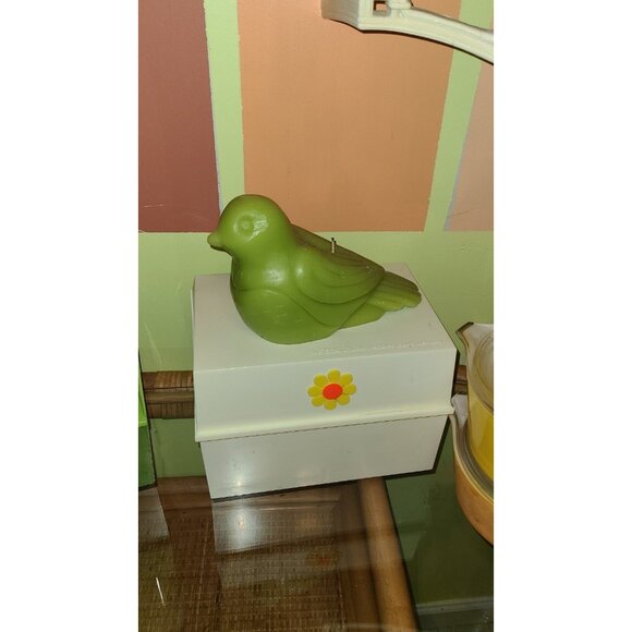 Vintage avacado dove candle - Picture 8 of 12